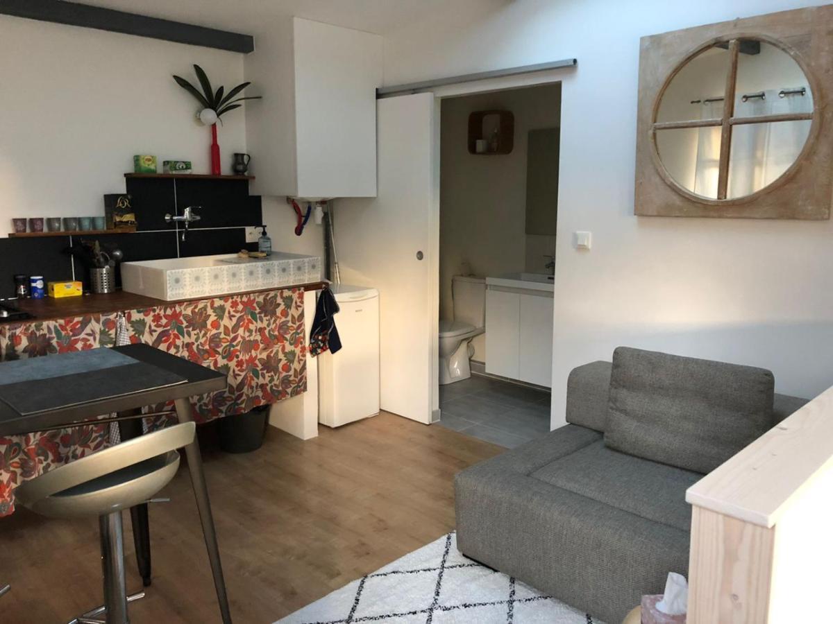 オルヴォーCharmant Logement Avec Parkingアパートメント エクステリア 写真