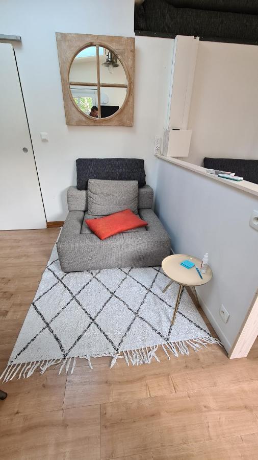 オルヴォーCharmant Logement Avec Parkingアパートメント エクステリア 写真