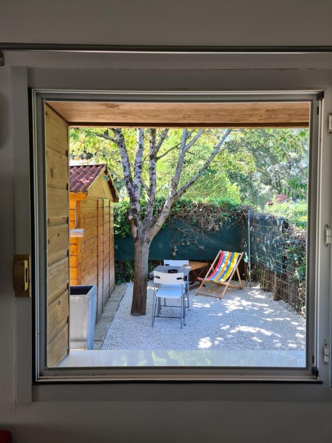 オルヴォーCharmant Logement Avec Parkingアパートメント エクステリア 写真